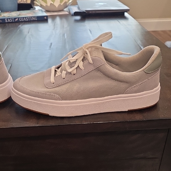 Kizik Women's Size 9.5 Wide Gray Canvas And Suede Slip-on Sneakers - Picture 12 of 13